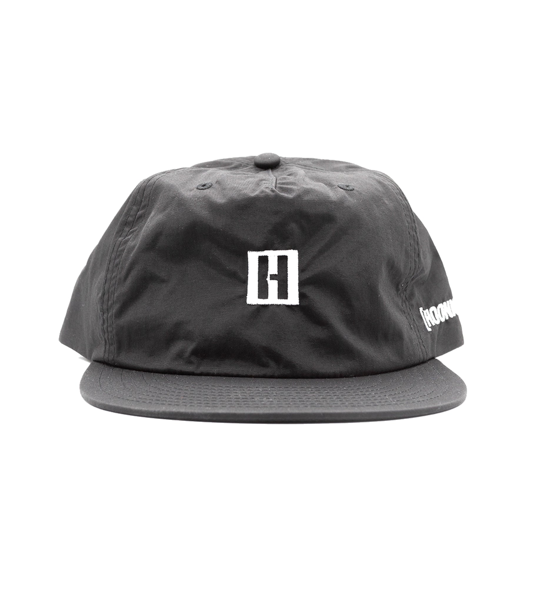 Hoonigan TIRE SLAYER unstructured snapback cap featuring a bold logo and a relaxed fit, ideal for casual wear and motorsport enthusiasts.